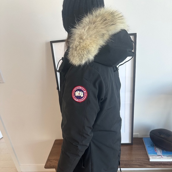 Canada goose parka fur - Picture 1 of 9